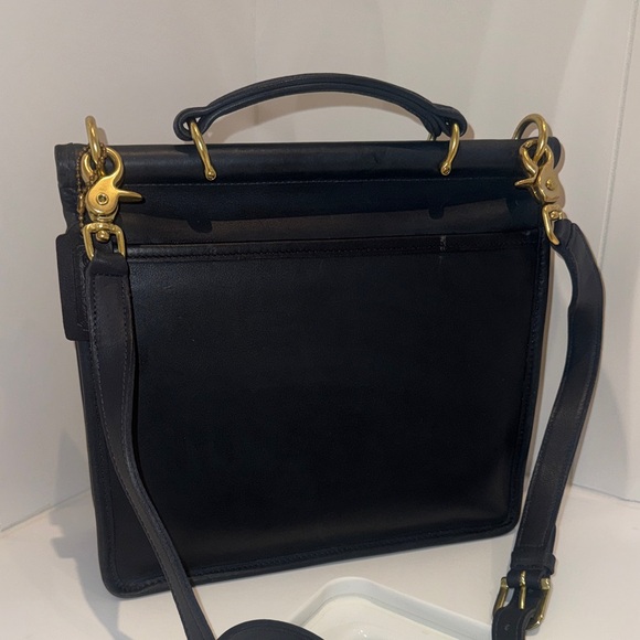 Vintage Coach Willis Bag 9927 (Make that Offer!) - Picture 3 of 15